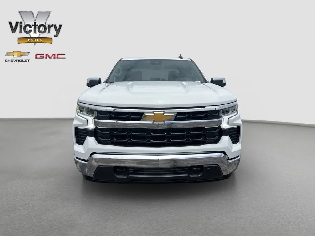 Used 2025 Chevrolet Silverado 1500 LT with VIN 3GCUKDE83SG357608 for sale in Kansas City