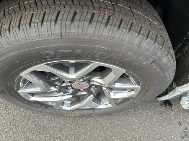 New 2026 Onyx Black GMC SLT image 30