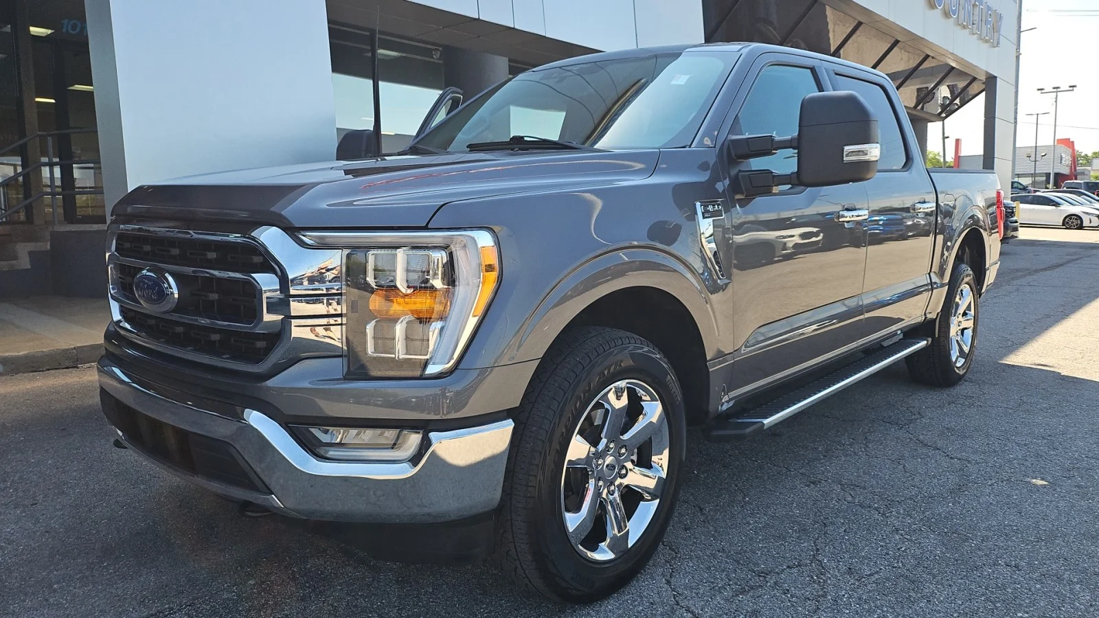 Used 2023 Gray Ford XLT image 8