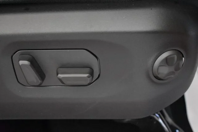 New 2026 Joose Exterior Paint Jeep Sahara image 15