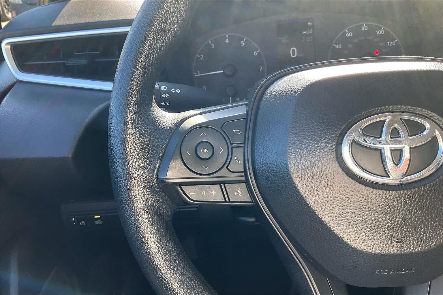 Used 2025 Midnight Black Metallic Toyota LE image 23