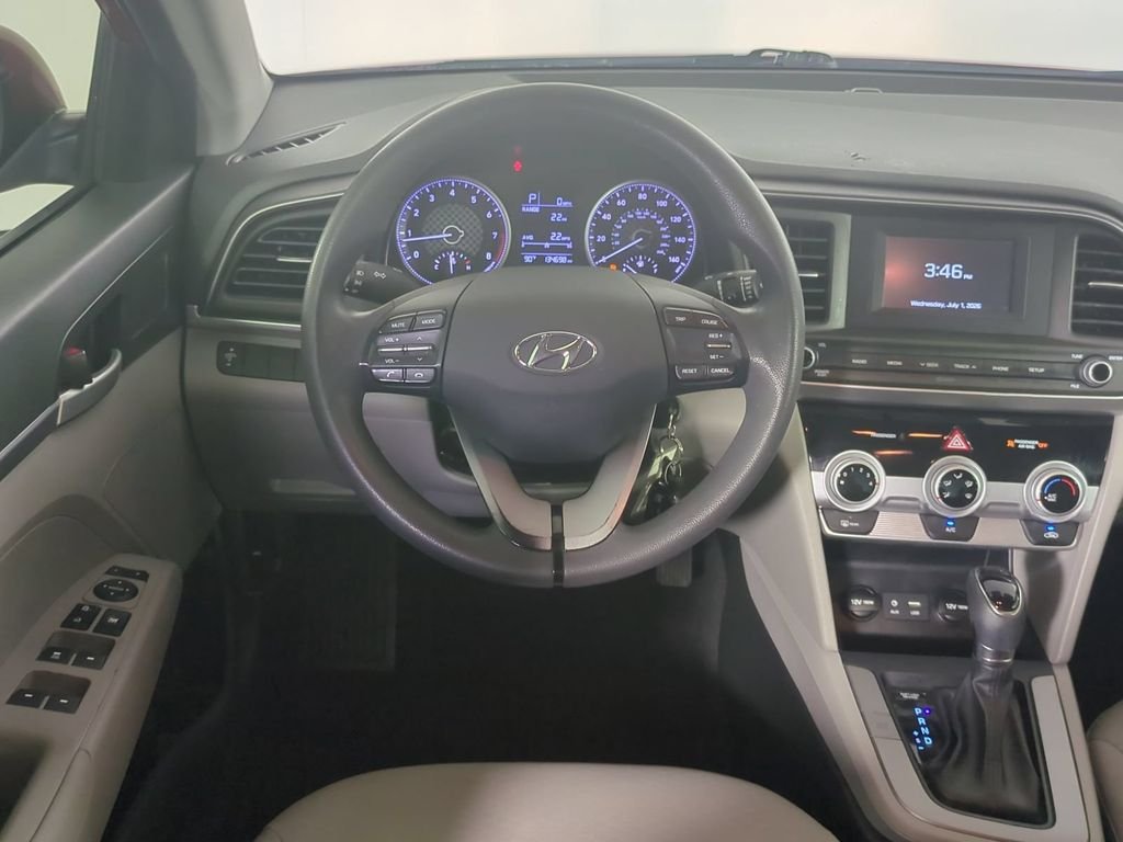 2019 Hyundai Elantra SE - Photo 16