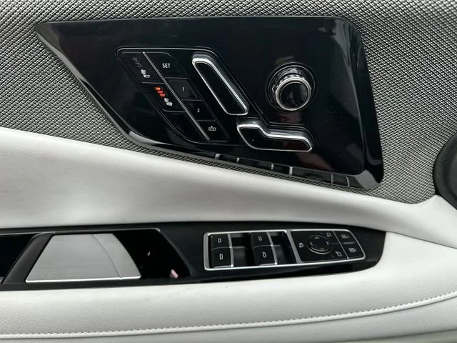 2026 Cadillac OPTIQ Sport - Photo 23