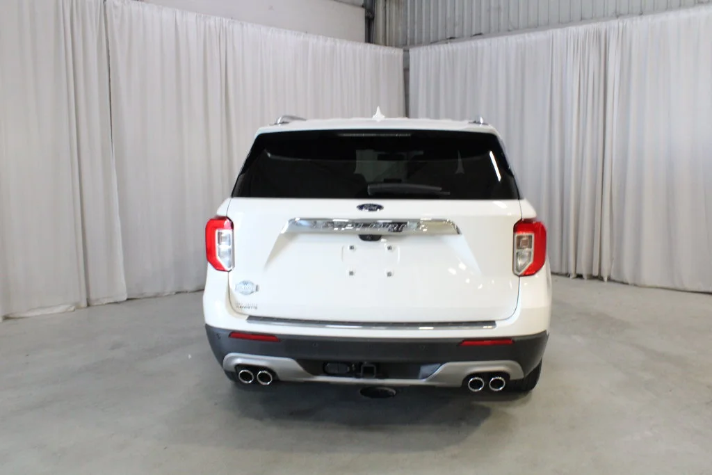 Used 2022 White Ford King Ranch image 26