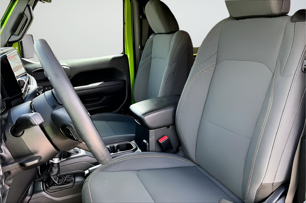 Used 2025 Green Jeep Sport image 18