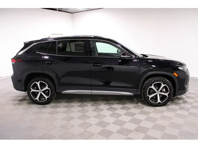 New 2026 Deep Black Pearl Volkswagen 2.0T SE image 25