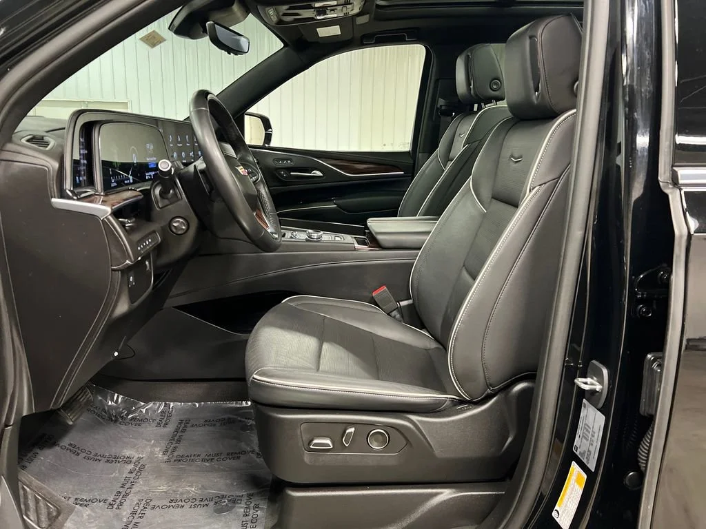 Used 2023 Black Raven Cadillac Premium Luxury image 12