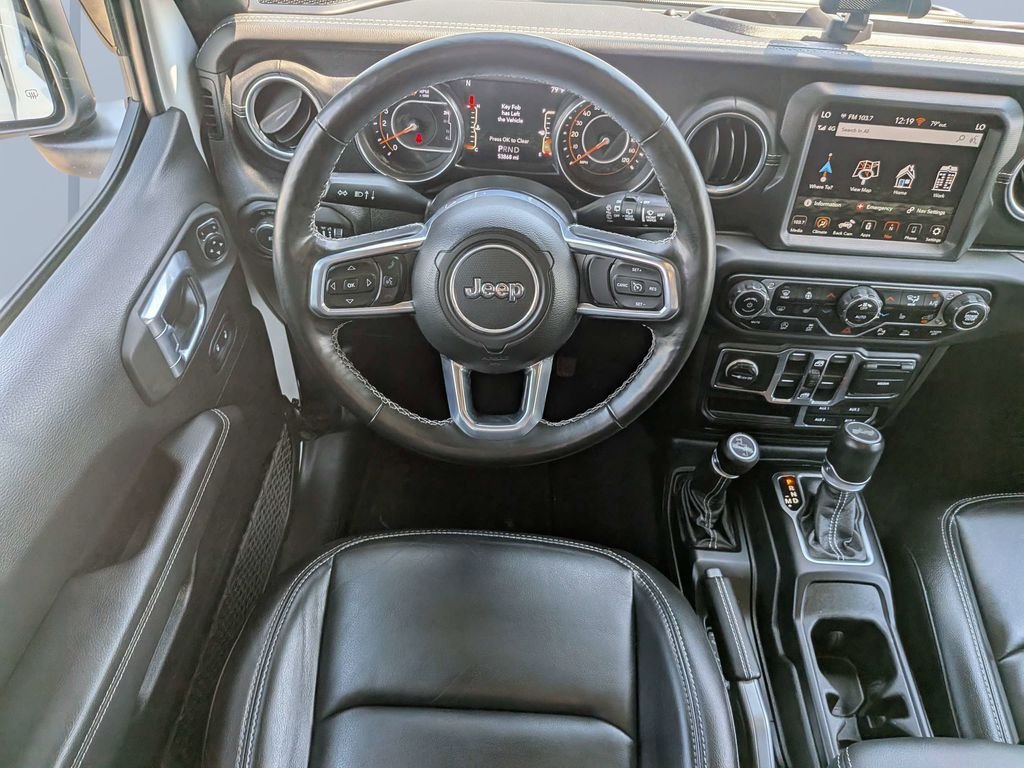 Used 2021 White Jeep Unlimited Sahara image 21