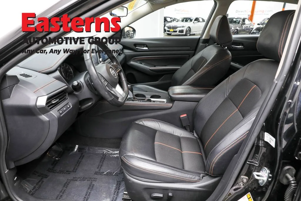 Used 2022 Black Nissan 2.5 SR image 14