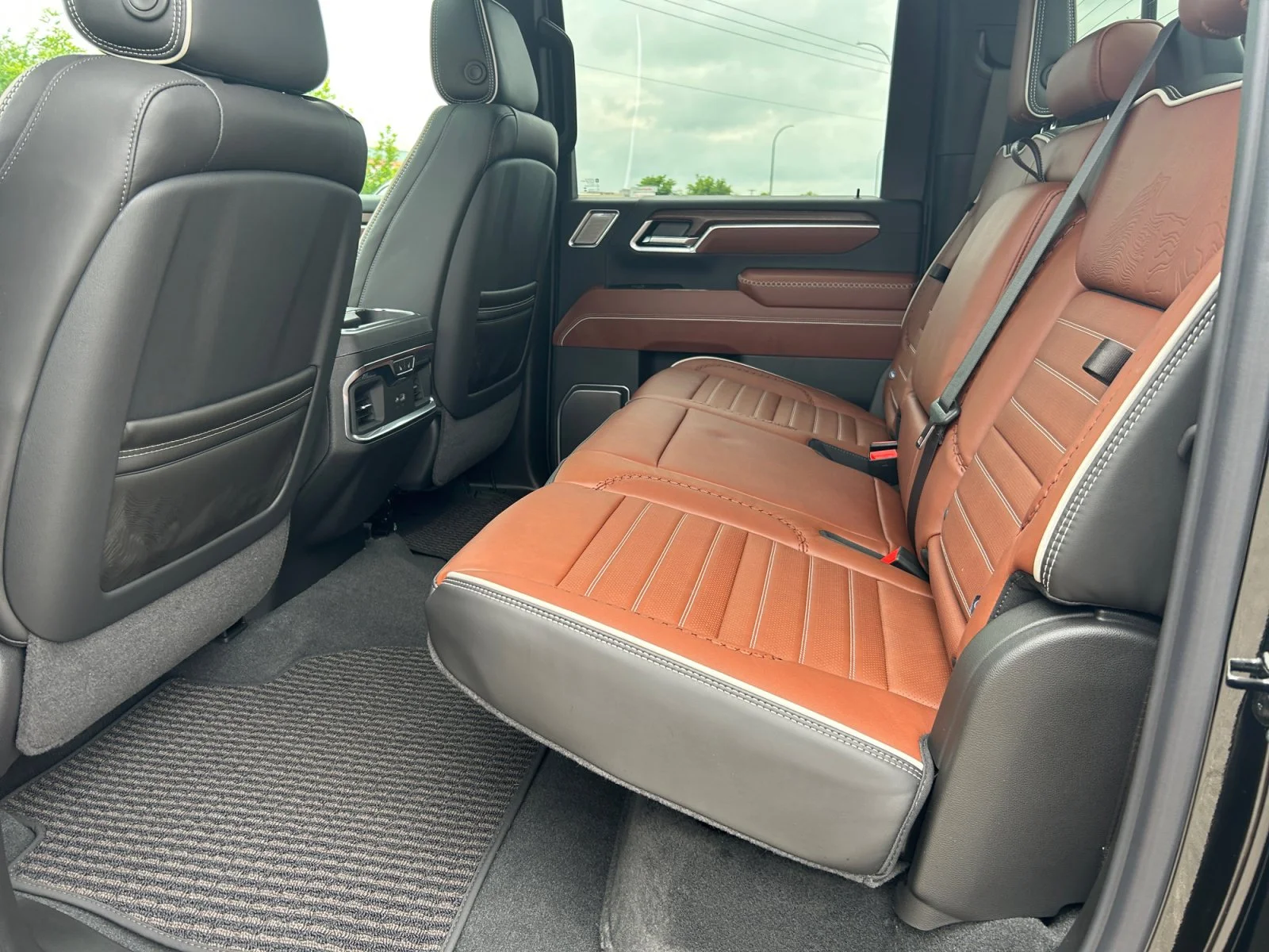 New 2026 Onyx Black GMC Denali Ultimate image 18