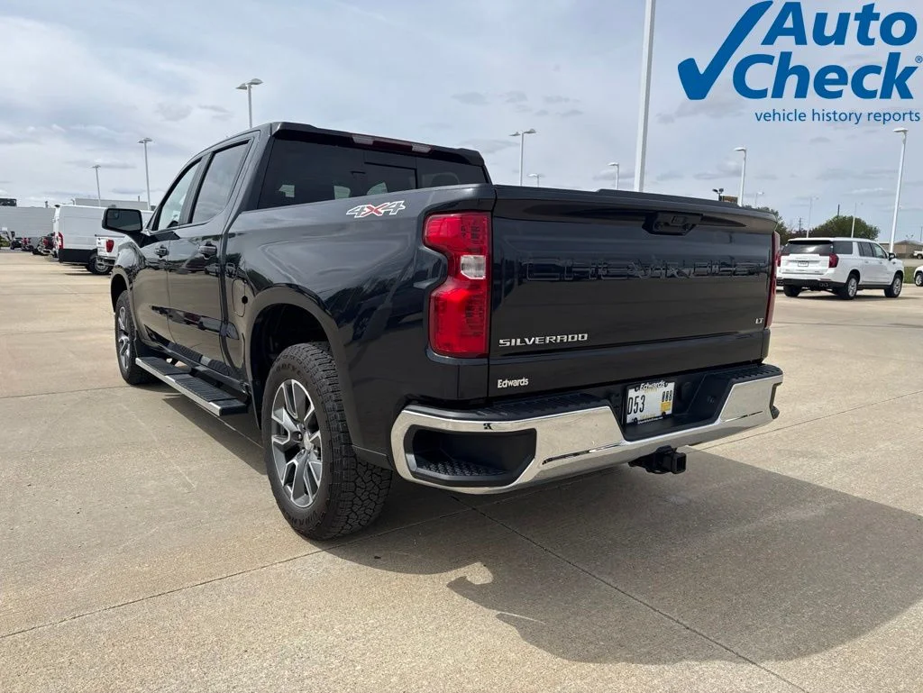 Used 2024 Gray Chevrolet LT image 7