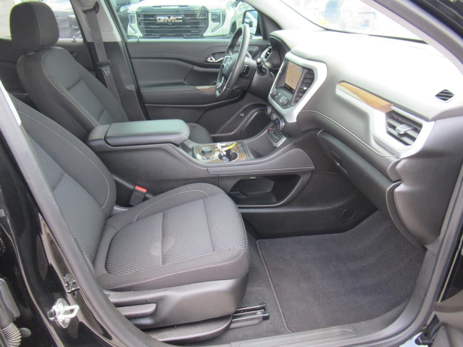 Used 2023 Black GMC SLE image 10