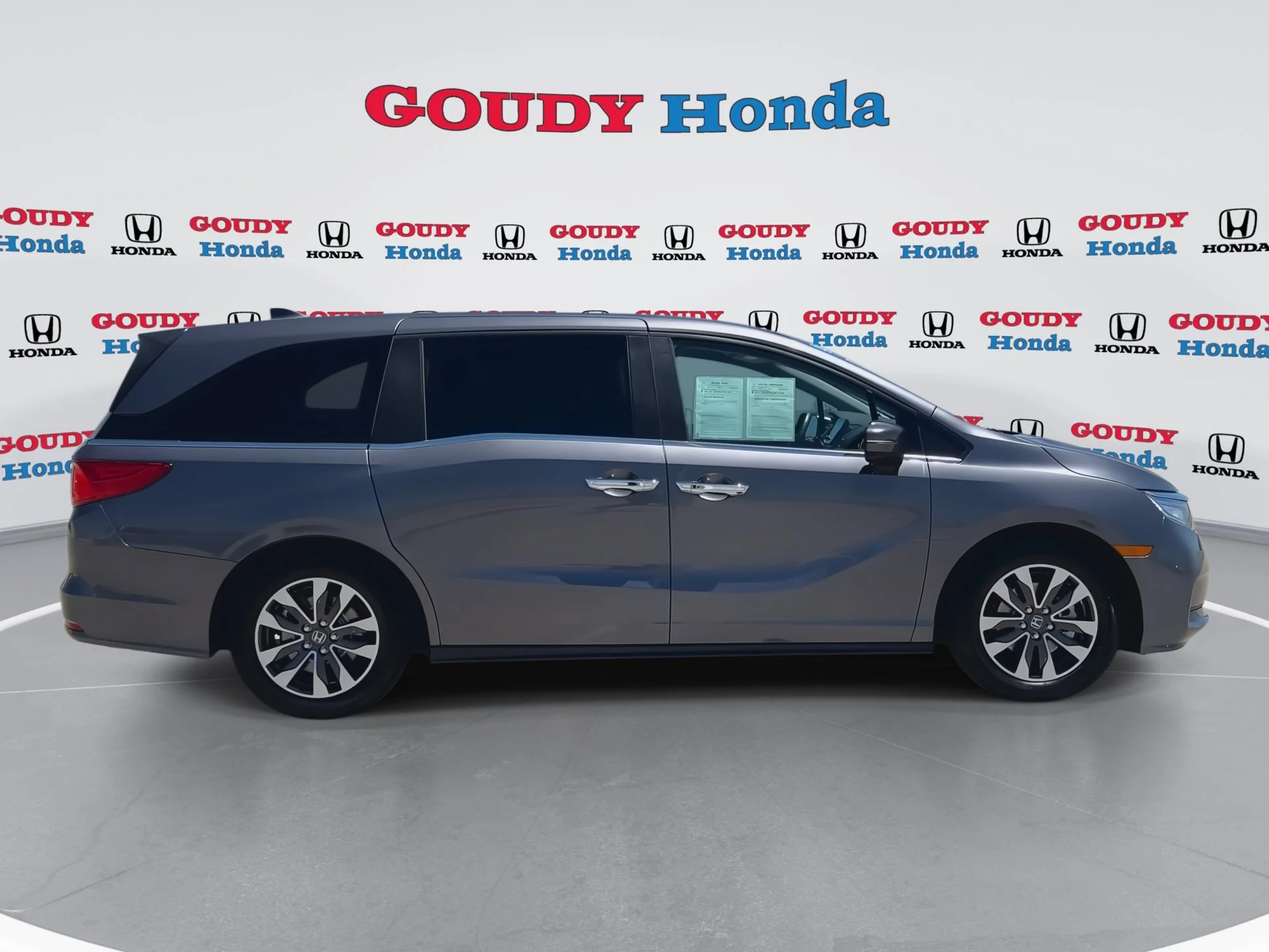 2024 Honda Odyssey EX-L - Photo 36