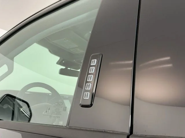 New 2026 Agate Black Ford XLT image 14