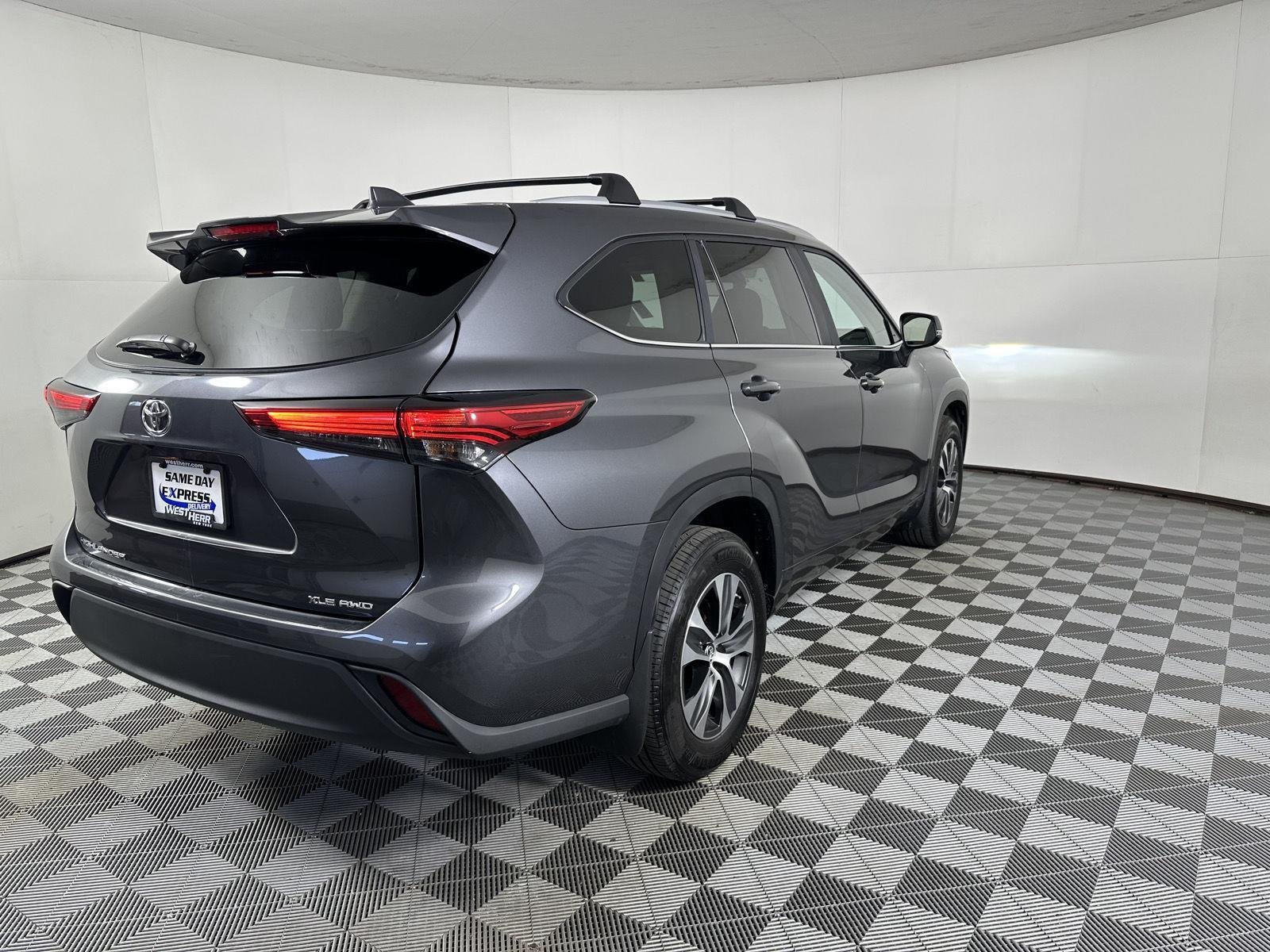 Used 2023 Magnetic Gray Metallic Toyota XLE image 15