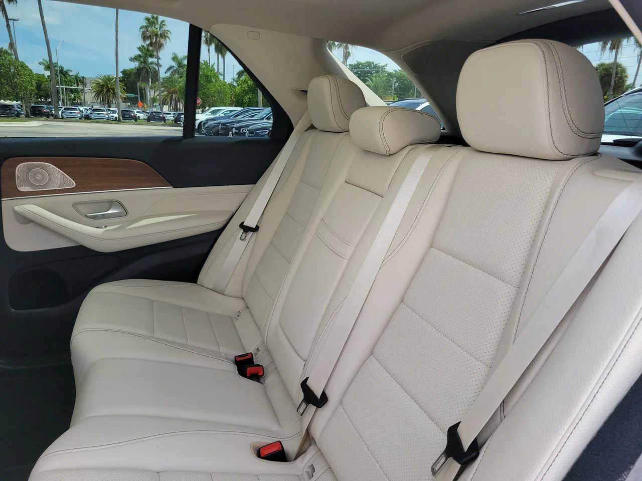 Certified Used 2023 White Mercedes-Benz GLE 450 image 14