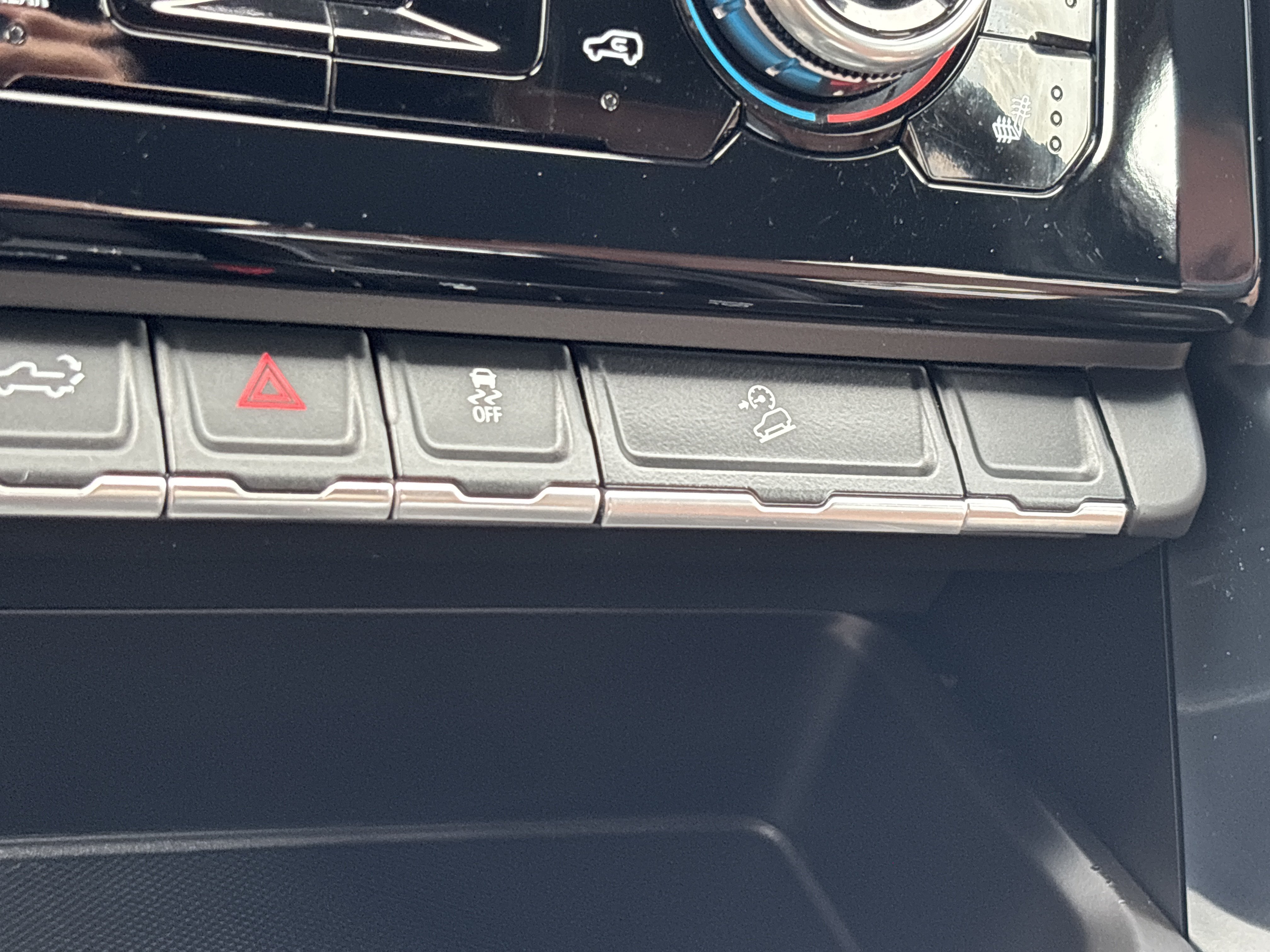 Used 2025 Sterling Metallic GMC Denali Ultimate image 44