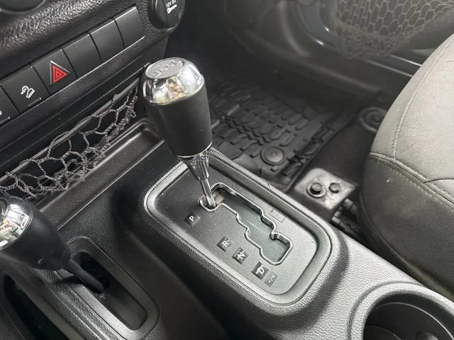 Used 2018 Rhino Clearcoat Jeep Sport S image 25