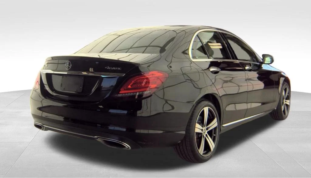 Used 2019  Mercedes-Benz C 300 image 4