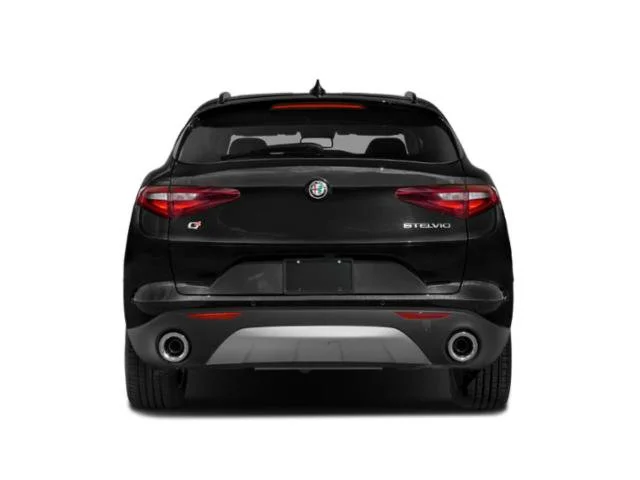 Used 2018 Alfa White Alfa Romeo Sport image 8