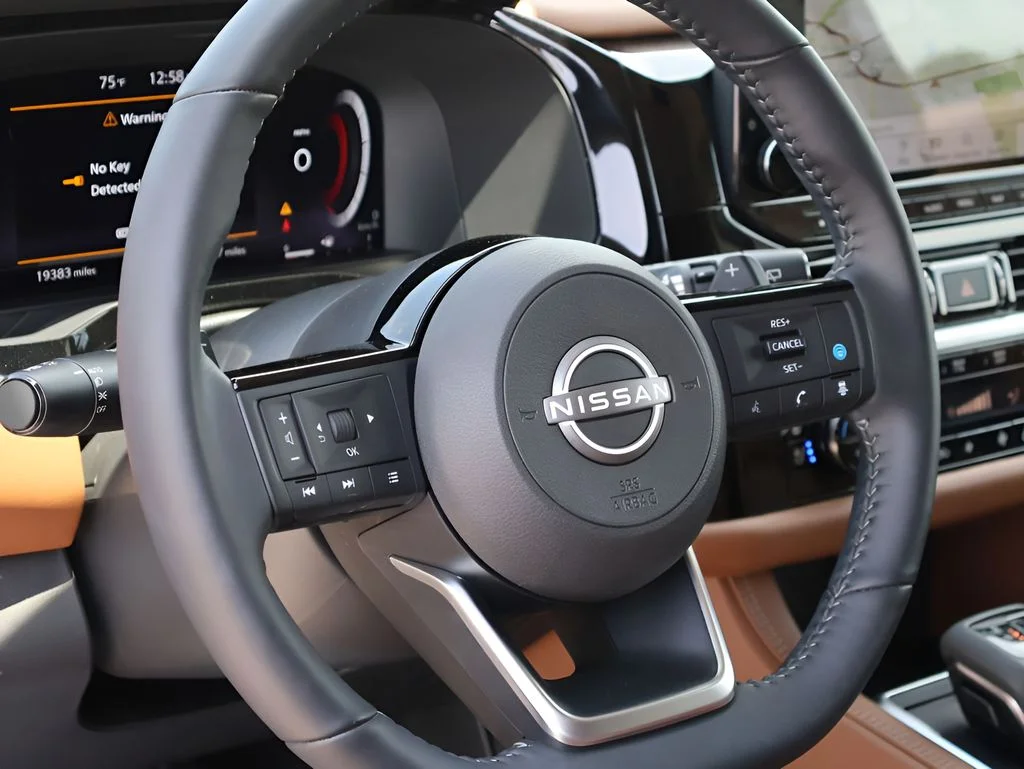 Used 2024 Beige Nissan Platinum image 44