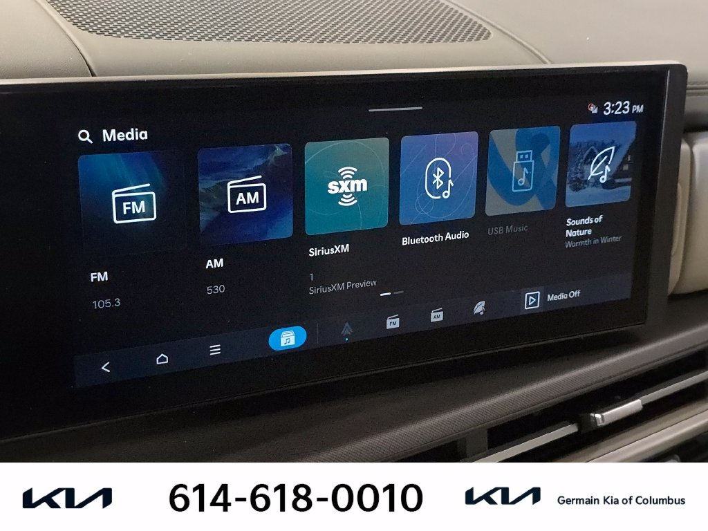 Used 2024 Silver Hyundai SEL image 32