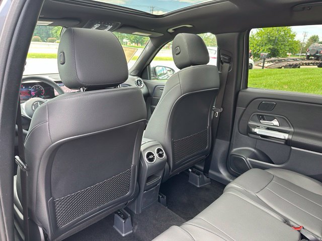 New 2026 Mountain Grey Metallic Mercedes-Benz GLB 250 image 59