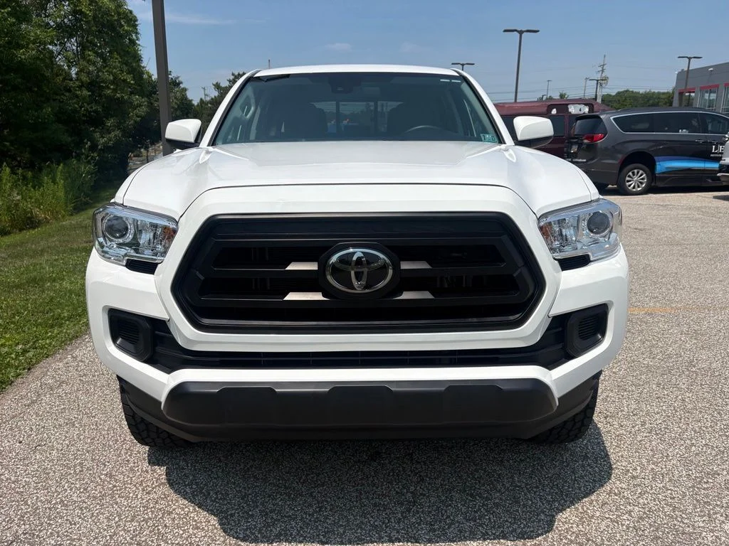 Certified Used 2022 White Toyota SR image 9