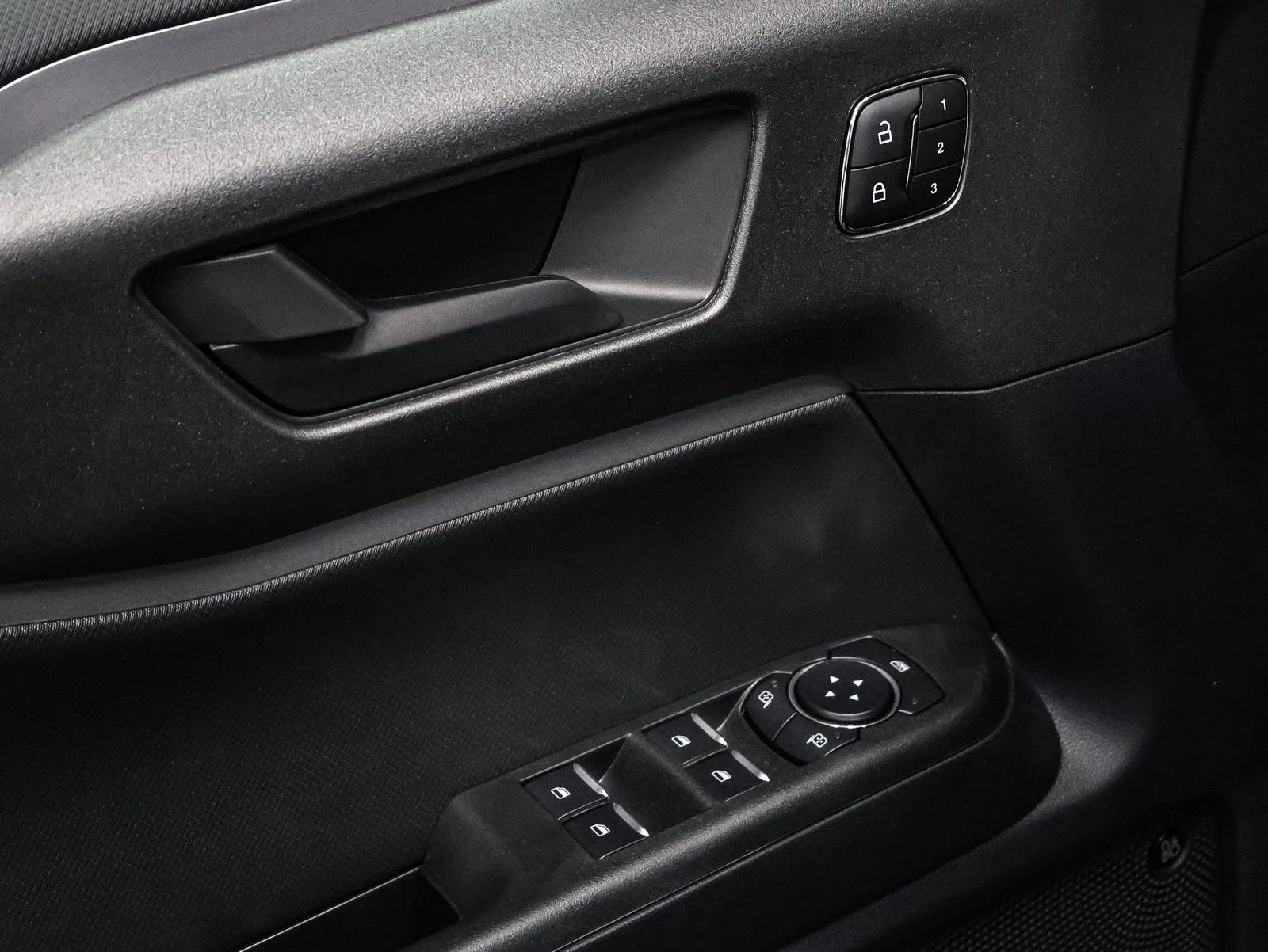 New 2026 Carbonized Gray Metallic Ford Outer Banks® image 20