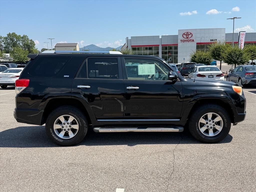 Used 2010  Toyota SR5 image 3