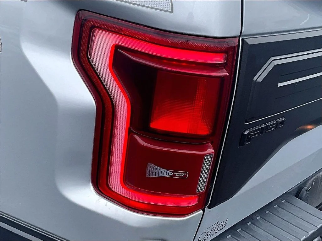 Used 2017 White Ford Raptor image 31