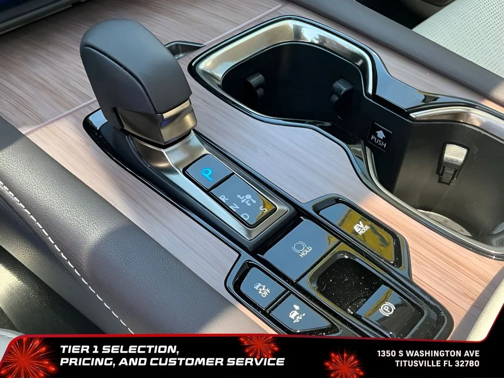 Used 2025 Silver Lexus 350h Premium Plus image 31