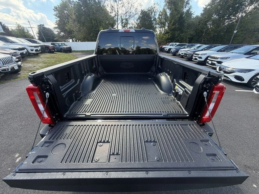 Used 2026 Agate Black Metallic Ford XL 4WD Crew Cab 6.75