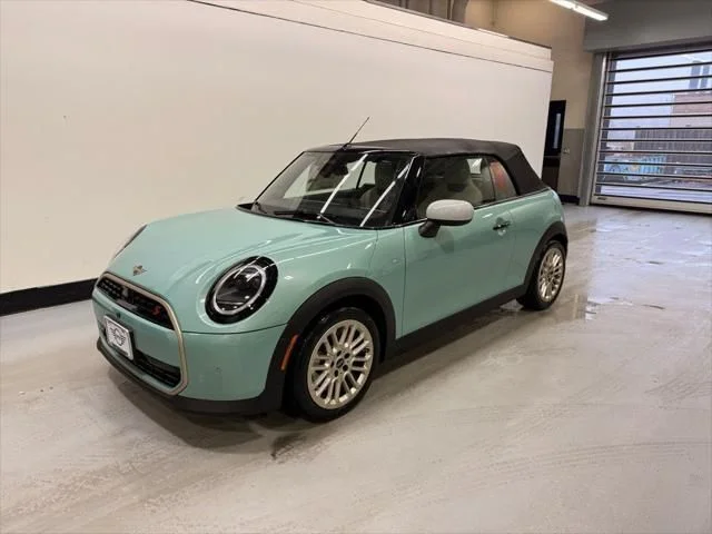 2026 MINI Convertible Cooper S's photo