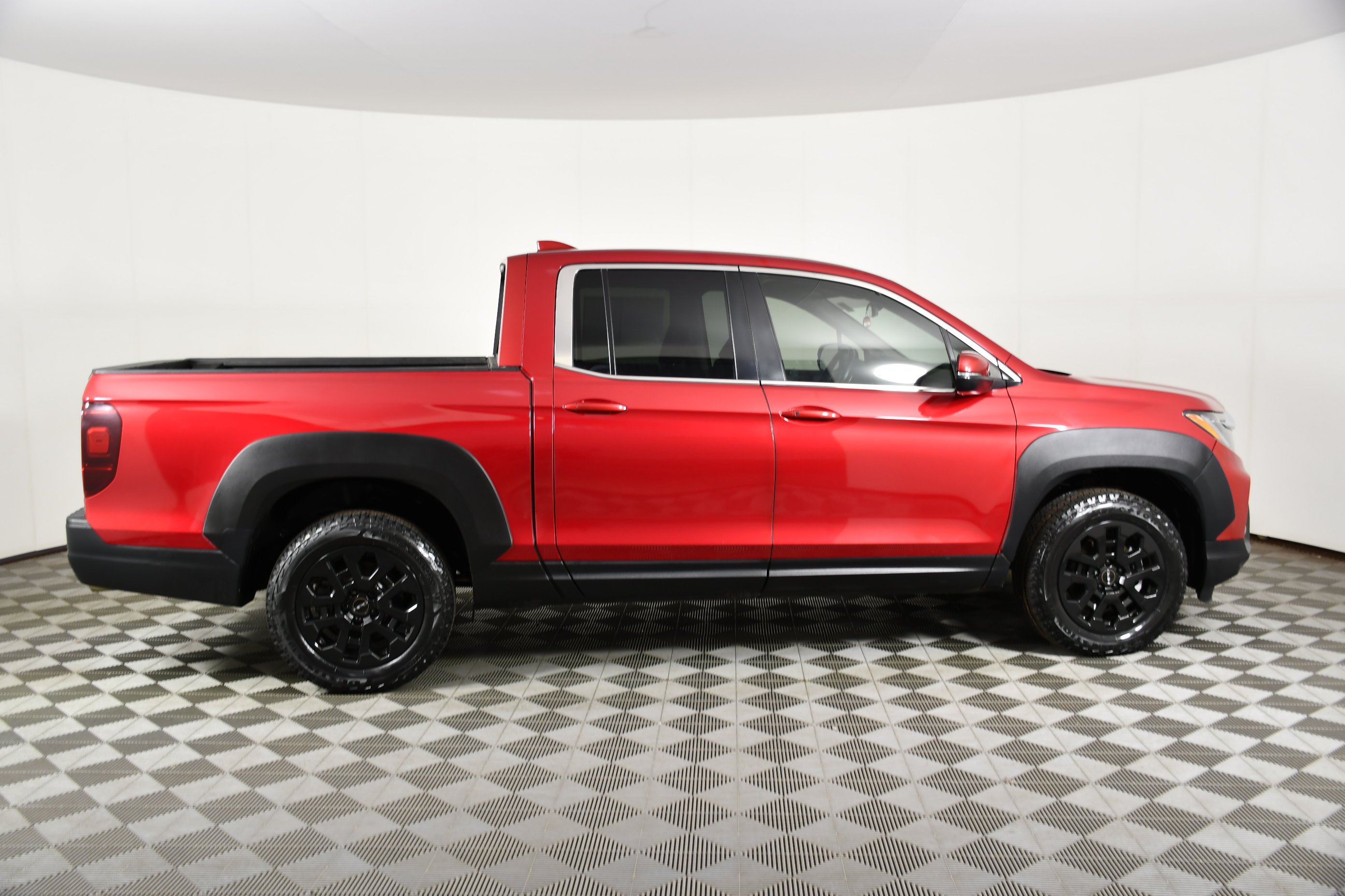 Certified Used 2023 Radiant Red Honda RTL image 5