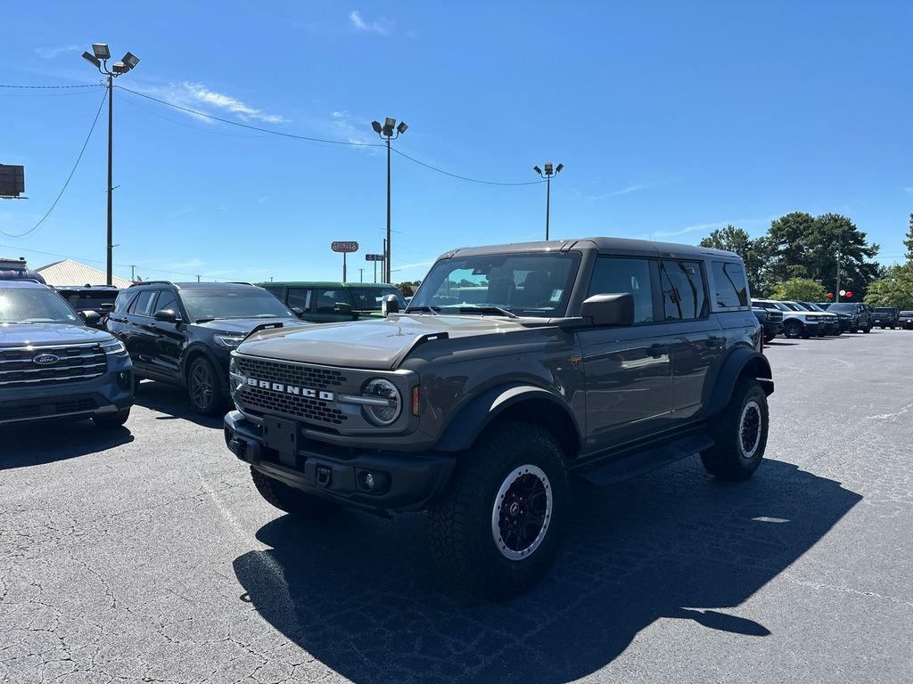 New 2025 Gray Ford Badlands image 3