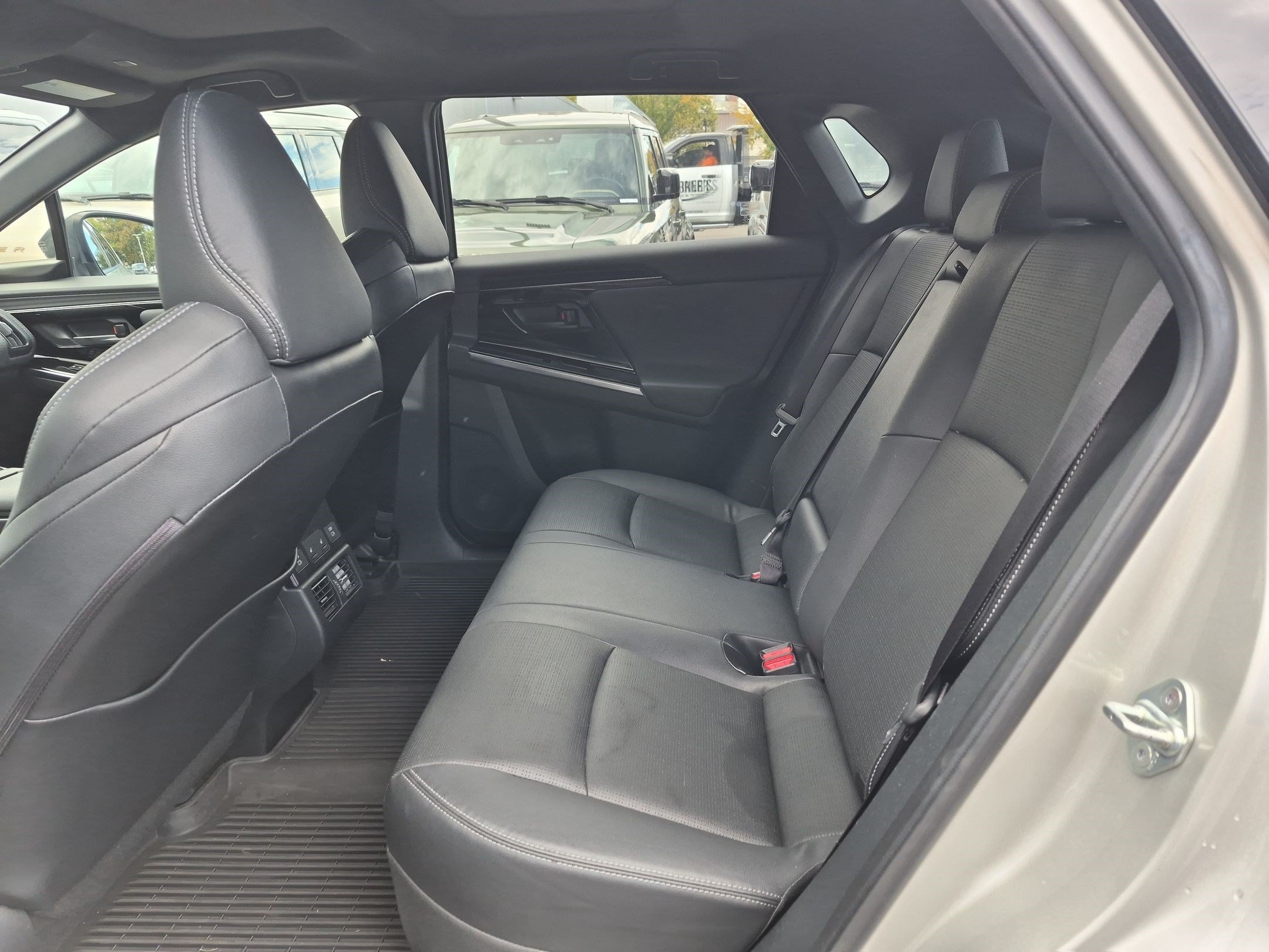 Used 2023 Silver Metallic Toyota XLE image 27