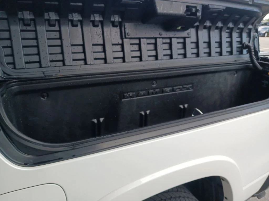 Used 2021 White Ram Laramie image 39