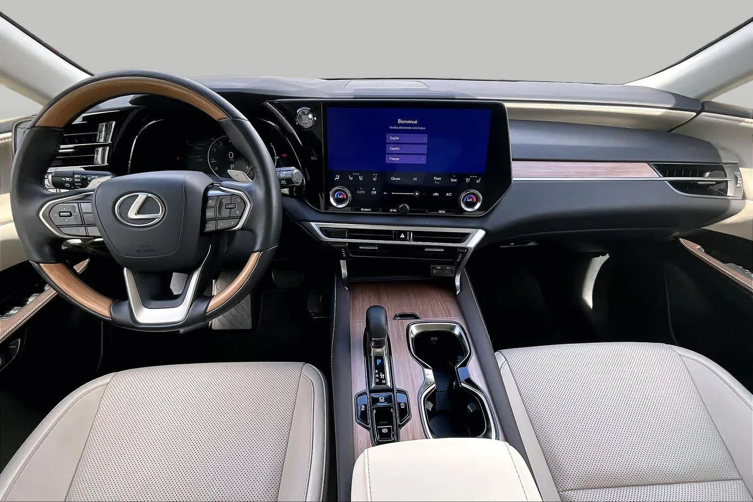 Used 2024 Iridium Lexus Premium image 16