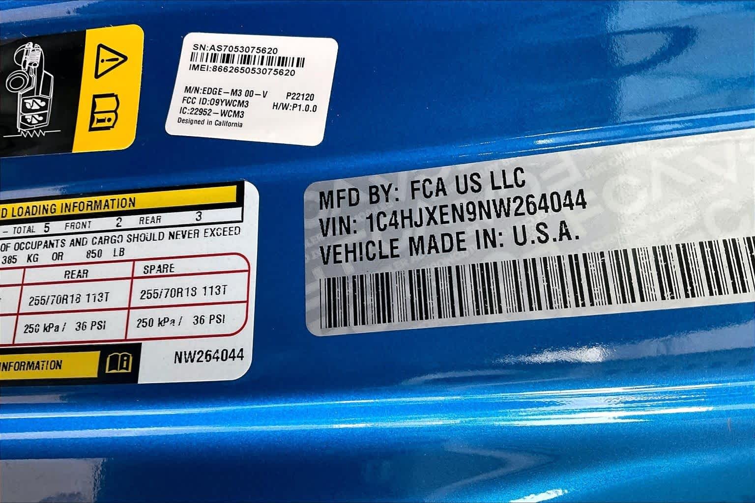 Used 2022 Hydro Blue Pearlcoat Jeep Unlimited Sahara Altitude image 31