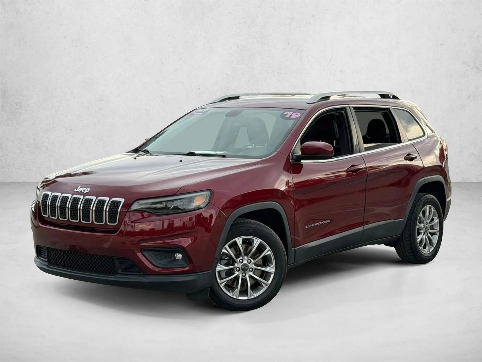 Pre-Owned 2019 Jeep Cherokee Latitude Plus Sport Utility in West