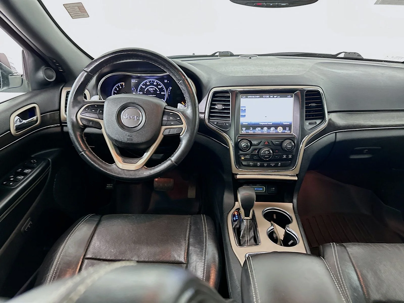 Used 2017 Bright White Clearcoat Jeep Limited image 23