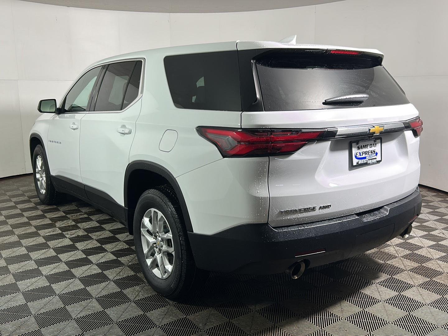 Used 2023 Summit White Chevrolet LS image 9