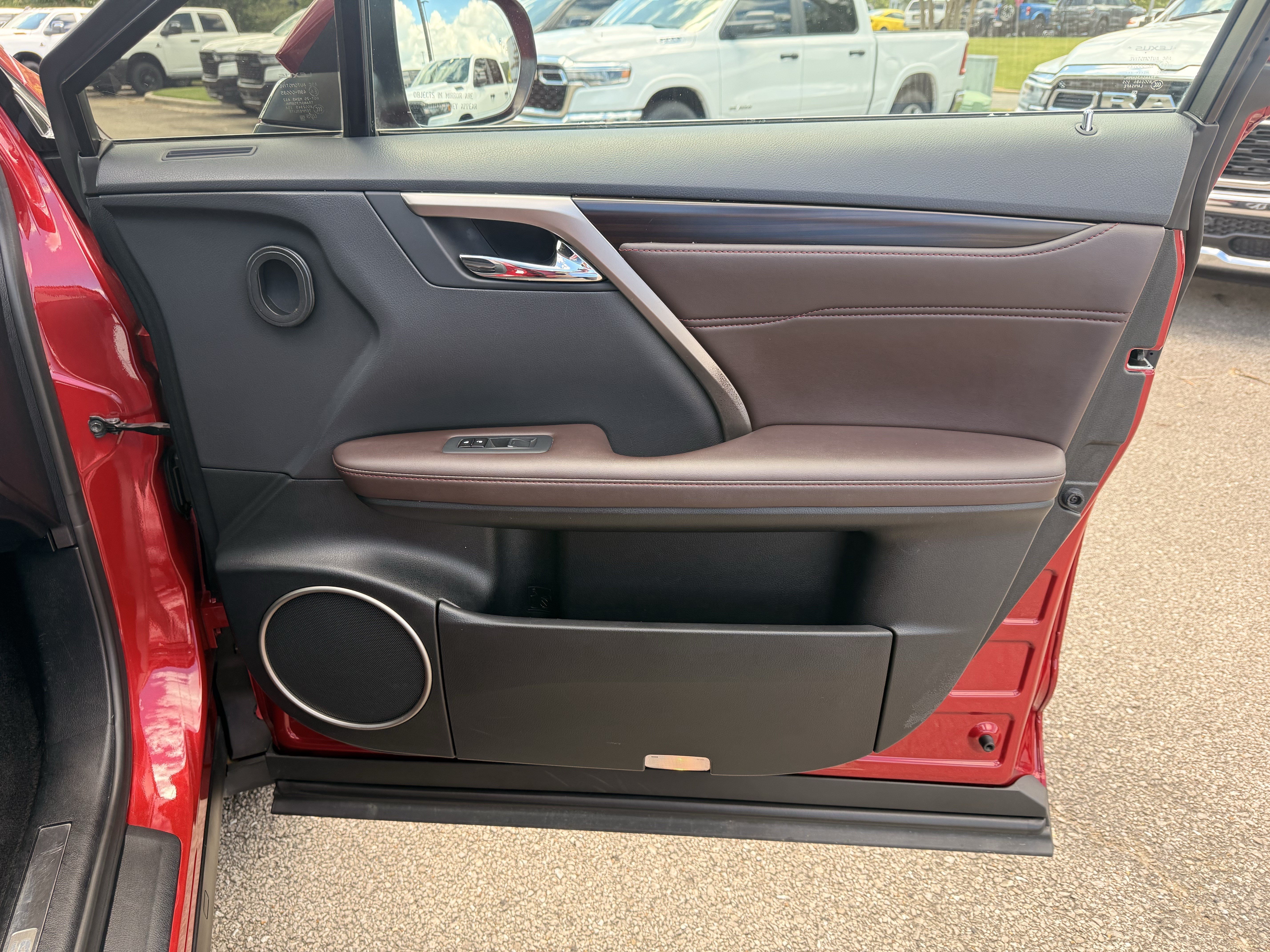 Used 2018 Red Lexus RX 350L Luxury image 14