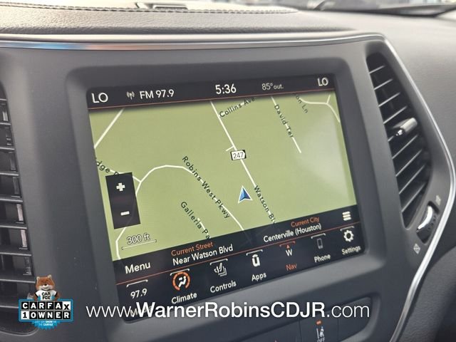 Used 2023 White Jeep Altitude image 21