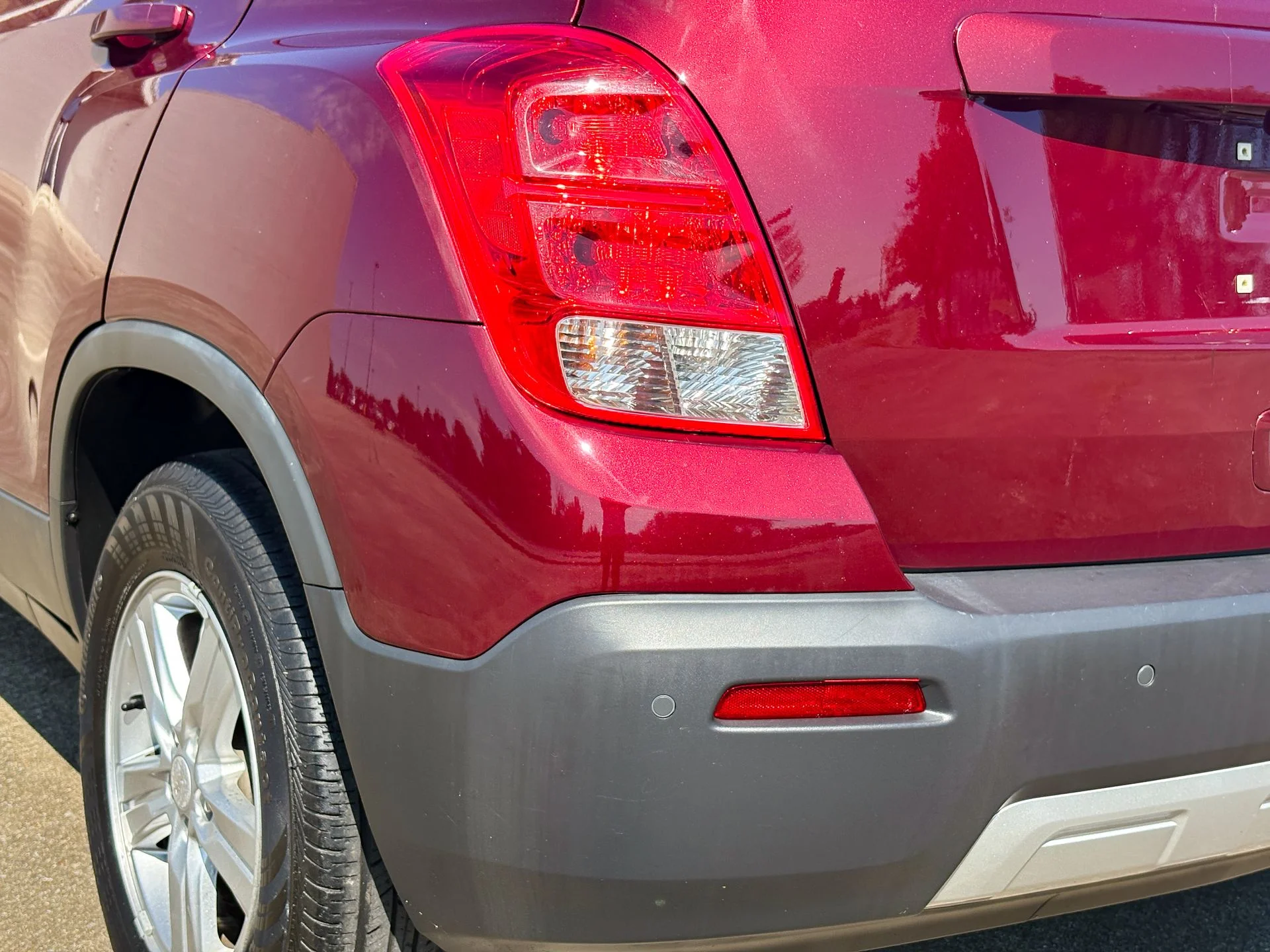 Used 2016 Red Chevrolet LT image 9