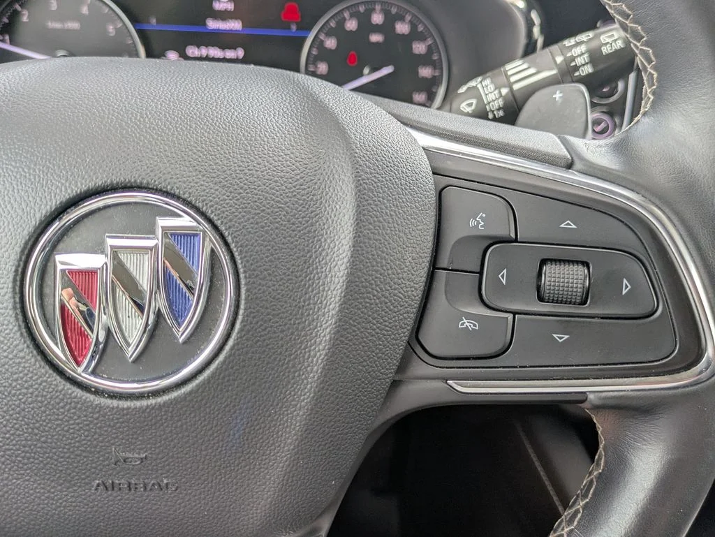 Used 2023 Red Buick Essence image 15