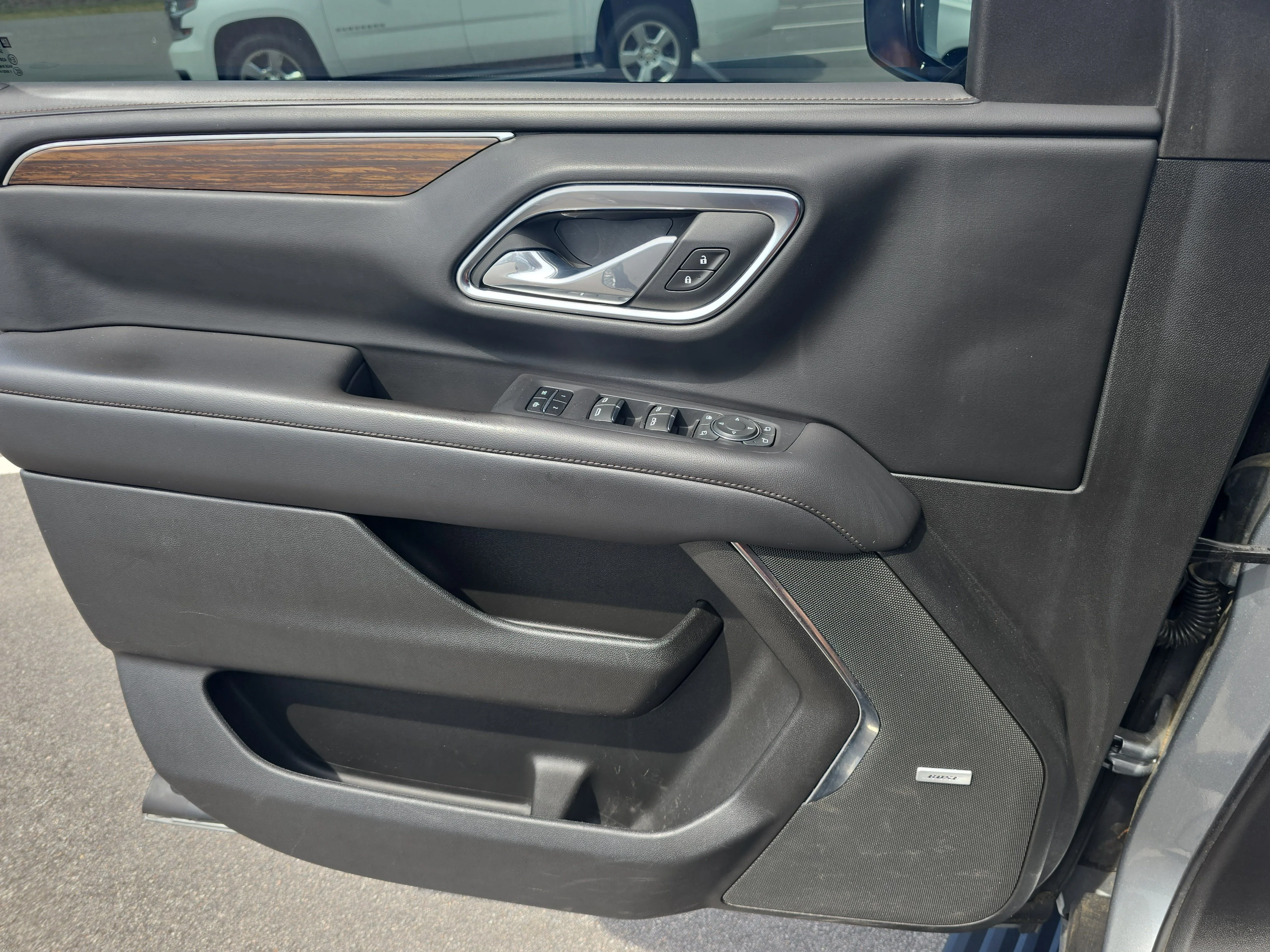 Used 2023 Sterling Gray Metallic Chevrolet High Country image 28