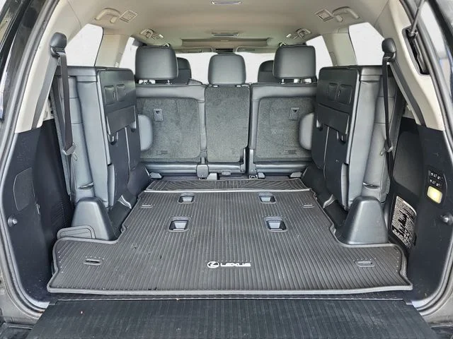 Used 2018 Onyx Black Lexus 570 image 14