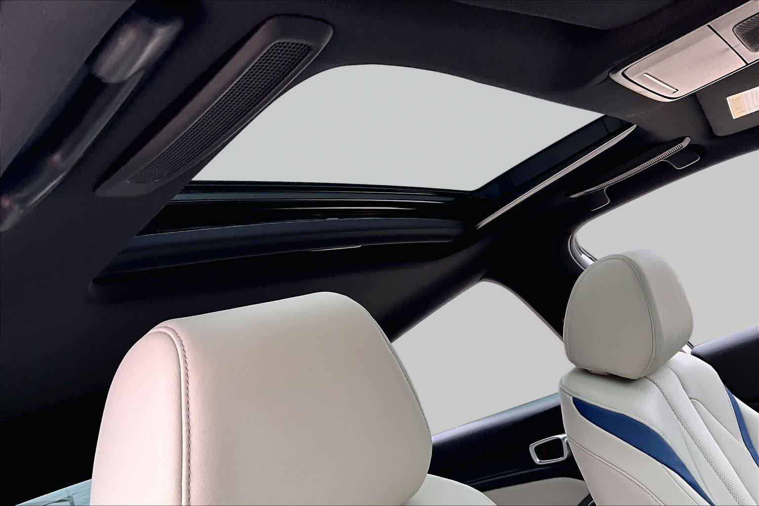 Used 2026 Platinum White Pearl Acura FWD A-Spec with Technology image 14